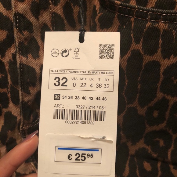 Cheetah Print Denim - Picture 2 of 5